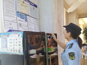 包頭市市場監管局創新監管 提質增效 推進餐飲服務食品安全評星定級